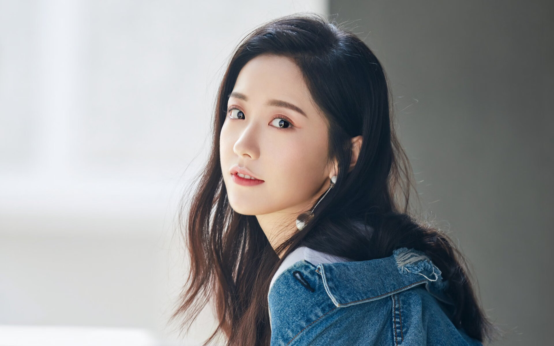 锋刃交响曲,深圳队以团队风暴浇灭雷霆,西亚卡姆演绎压制级美学