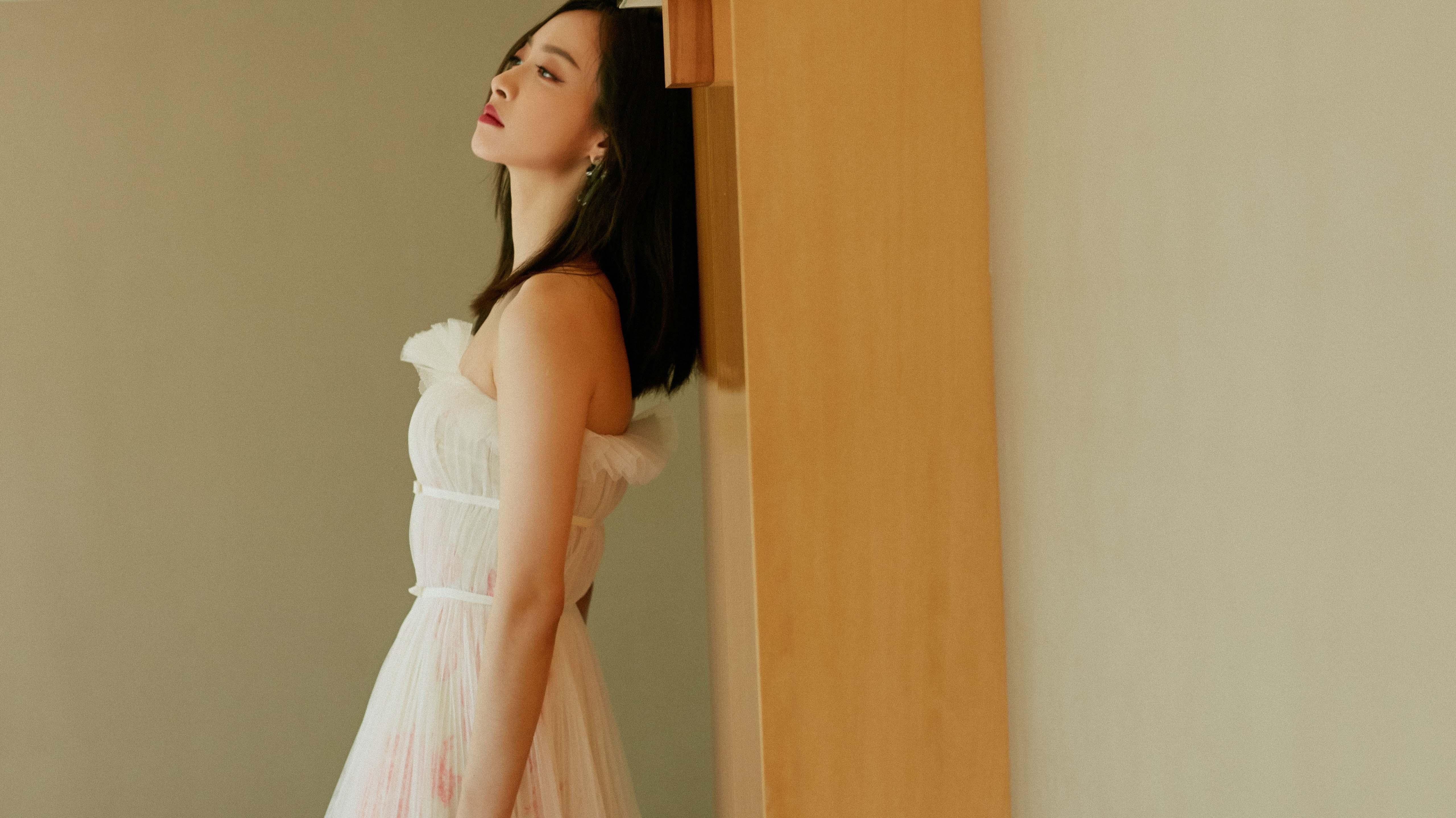 绿茵与赛道的跨界狂想,拜仁奇迹逆转哥斯达黎加,厄德高F1街道赛上演王者接管