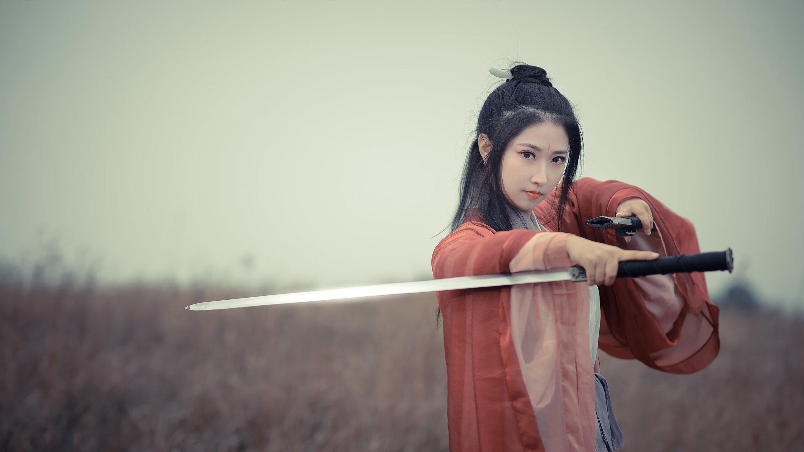 赛道上的疆式防守，一场F1年度争冠的篮球启示录